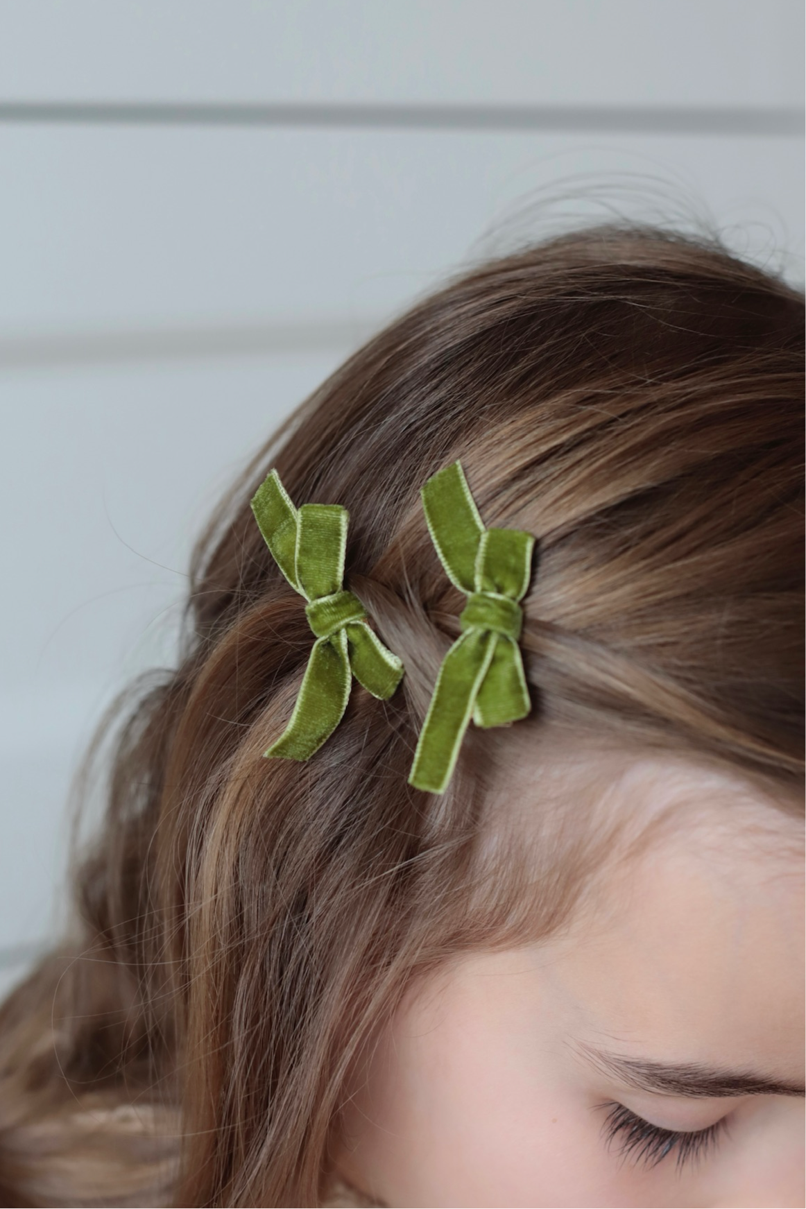 purelittle clip BOW.